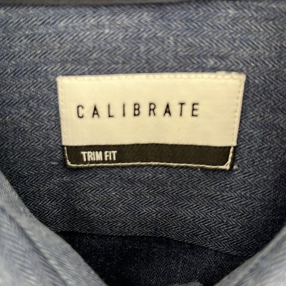 Men’s Chambray Dress Shirt - Picture 2 of 4